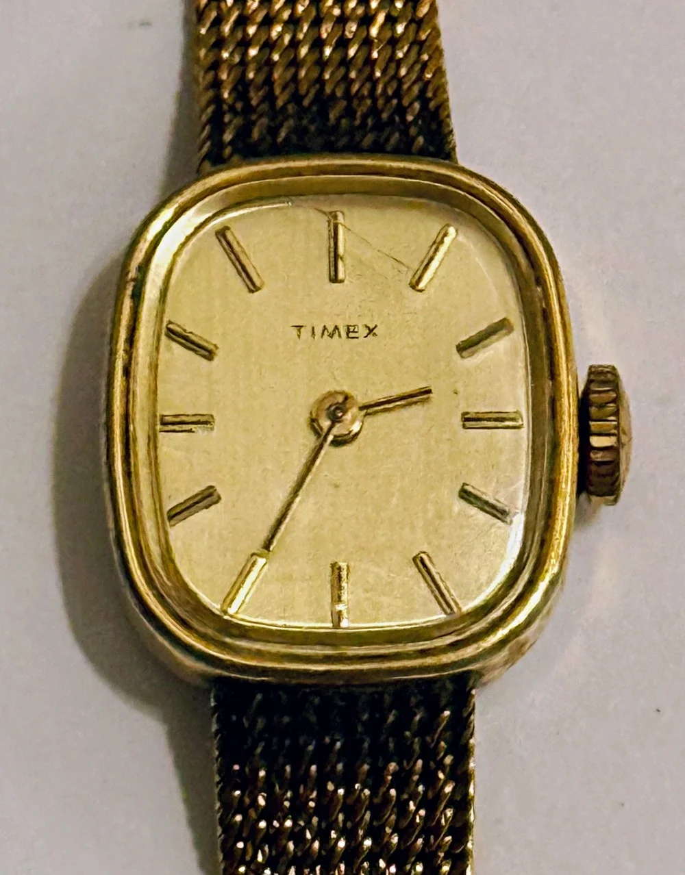 Vintage Timex Ladies Watch Running Gold Tone Mesh Bracelet Manual Wind